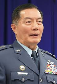 2021年6月16日 上午1:53 · 4 分鐘 (閱讀時間) 現任參謀總長黃曙光將於月底滿64歲屆齡退伍，新任參謀總長近期將由蔡總統核定後發布，據指出，陸軍. é»'é·¹å¢œæ¯€åƒè¬€ç¸½é•·æ®‰è·ç–'åœ˜ äºžæ´²é€±åˆŠ