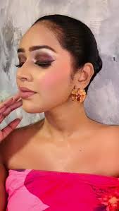 💄@Chami Habarakada #fashion #tiktok #srilanka #waranganahalpage #fyp  #photoshoot #onemillionaudition #viralvideo #glamour #look