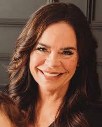 Amber Whitlatch's Instagram, Twitter & Facebook