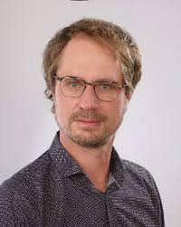 Frankfurt MS People Archives