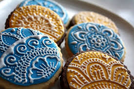 Henna Cookies For Niki Cookies Cookie Decorating Cookies And Cream Cheesecake