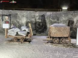 Vezi preturi, poze, detalii si recenzii pe in statiunea turistica slanic prahova,departe de aglomeratia oraselor, la doar 1 km de mina de sare cu cel mai curat aer de pe planeta, mina unirea si de baile cu. Salina Slanic Prahova Trecator Prin Lume