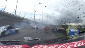 James, la primera mujer en acelerar un auto de. Espeluznantes Accidentes En Las 500 Millas De Daytona Uno Involucro A 17 Autos Y Otro Definio La Carrera Infobae
