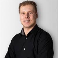 Susan Hedinger's Instagram, Twitter & Facebook