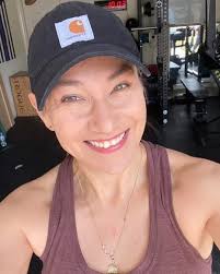 Black History continues : My name is Laurel Rivera, owner of EM2M Fitness  LLC. and studio. I am a 55 year old Personal Trainer and Life Coach. I help  others balance their