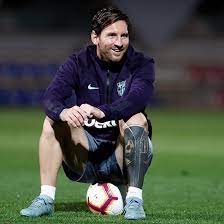 Битва в 1/4 будет страшная. Messi Boyalsya Nabivat Tatuirovki Sprashival Dani Alvesa Bolno Li Eto Sejchas Na Ego Tele Iisus Sagrada Familiya I Data Svadby Zhuk V Muravejnike Blogi Sports Ru