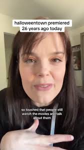 halloweentown premiered 26 years ago today and im starting to feel old  #halloween #halloweentown