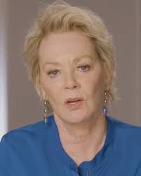 Hbo max's new show mare of easttown is set in a pennsylvania town with an overcast of sadness. Hbo Mare Of Easttown Meet The Cast Hbo Facebook