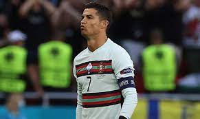 Cristiano ronaldo helped juventus to win the 8th serie a in a row. Psg Hat Noch Nicht Genug Gesprache Mit Ronaldo Laufen