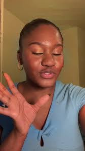 Cassandra Chery's Instagram, Twitter & Facebook