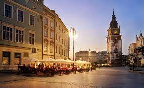 Explore warsaw's sunrise and sunset, moonrise and moonset. Poland Nightlife A Guide Of The 10 Best Places To Party Till Dawn