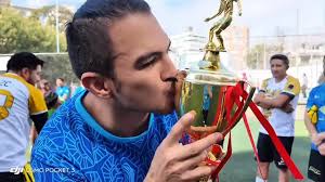 Pedrito , mopri 💔. Te nos adelantaste demasiado pronto 😔. Un caballero a  carta cabal. Como primo , hijo , amigo , profesional , y ser humano siempre  luciendo la sota gambeteando