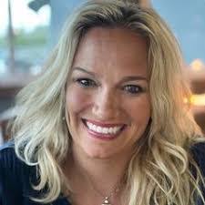 Beth Bressler's Instagram, Twitter & Facebook