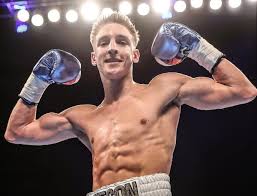 Cash profesyonel başlangıcını alt kartında yaptı anthony joshua, dominic breazeale'e karşı 25 haziran 2016'da o2 arena içinde londra, dört. Jack Bateson Wins Big In Liverpool Carlos Molina Stops Zepeda In Mexico Boxing News