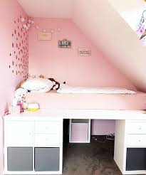 Diy Kinderbett Auf Ikea Regal Es Hat Sich Ein Bisschen Was Getan Seit Dem Letzt Diy Kinderbett Selbstgebautes Bett Ikea Regal