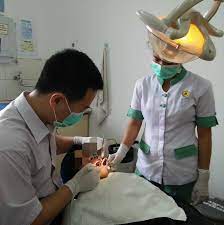 Demikian ulasan yang dapat admin sajikan tentang koleksi mewarnai sketsa gambar dokter gigi, semoga apa yang kita terangkan di atas bisa bermanfaat dan juga membantu kalian yang selama ini anda mencari. Ini Bagian Lebih Enaknya Dokter Gigi Dibandingkan Dokter Umum Halaman 1 Kompasiana Com