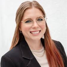 I'm so happy to share that I'll be interning this summer with Jalin Design  as a Sales and Production Intern in London. I am so unbelievably grateful  for this opportunity and I