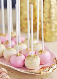 24 Glittery Christmas Cookies That Will Fill You With Joy Cake Pops Rezept Champagner Kuchen Kuchen Ideen