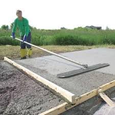 How To Form And Pour A Concrete Slab Concrete Diy Concrete Slab Concrete Walkway