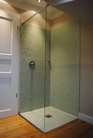 Dies gilt insbesondere wenn die dusche in hinsicht auf eine lebensabendplanung bereits eben gebaut wird. Bodengleiche Begehbare Duschen Ideen Tipps