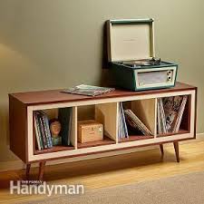 L'étagère kallax peut également faire office de bar. Get The Look Ikea Hack Mid Century Modern Console Kallax Ikea Ikea Ikea Furniture