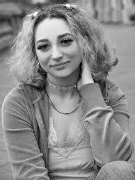 Grace Grimm's Instagram, Twitter & Facebook