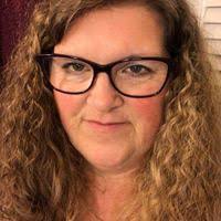 Sherrie Farnsworth's Instagram, Twitter & Facebook