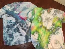 Ice cube tie dye techniques. How To Tie Dye A Shirt A Step By Step Guide Cool Kids Crafts