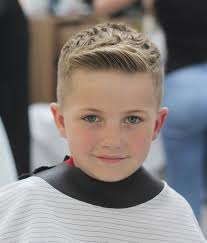 Jungs Frisuren Kurz Top Modische Kleider Jungs Frisuren Coole Jungs Frisuren Jungen Haarschnitt