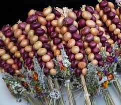 Swiss Traditions Zibelemarit Bern S Onion Market Bern Swiss