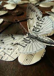 Pin De Valentina En Libros Como Hacer Mariposas Mariposas De Papel Decoraciones De Mariposa