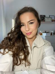 Hello, my name is Kristina, I am 24 years old student from Slovakia...I am  looking for accommodation for myself in Bergen