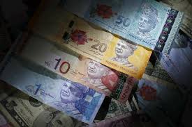 Malaysian ringgit is sibdivided into 100 sen. Ringgit Falls To 17 Year Low Against Singapore Dollar Malaysia Malay Mail