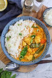 Hahnchen Ananas Curry Mit Mohren Und Zuckerschoten Rezept Hahnchen Curry Rezept Hahnchen Ananas Curry Gesunde Rezepte