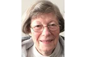 Phyllis Peek's Instagram, Twitter & Facebook