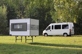 Im wohnmobil zu übernachten, ohne einen stellplatz zu haben, kann fahrer also durchaus vor schwierigkeiten stellen. Der Iocamper Van Conversion Durch Faltbare Wohnung Camperstyle