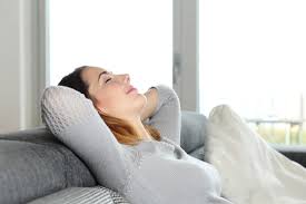 Saber como relajarse es muy importante. Dia De La Relajacion 4 Tips Para Relajarse En Casa