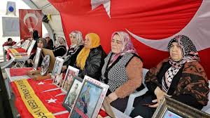 Jul 19, 2021 · son dakika haberleri. Gara Sehitlerinin 6 Sinin Ailesi Aci Haberi Evlat Nobetinde Aldi Son Dakika Haberleri