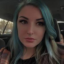 Molly Noel (@ieatalotofpizza) • Facebook