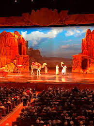 76 surprising sight and sound theatres samson