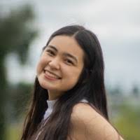 Kelly Cotter's Instagram, Twitter & Facebook