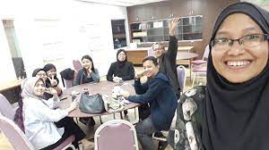 Contoh menerjemahkan institut dalam konteks Kursus Terjemahan Am Institut Terjemahan Dan Buku Malaysia Itbm