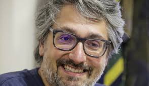 His birthday, what he did before fame, his family life, fun trivia facts, popularity rankings, and more. Nuno Markl E Chamado De Feio Ao Lado Da Namorada A Rapariga E Gira Mas Precisa De Oculos