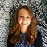 Elyse Hill's Instagram, Twitter & Facebook