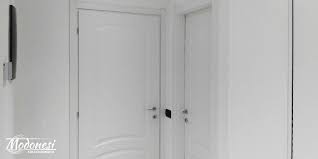 Una collezione di porte interne laccate porte in vetro, in legno, decorate o semplici, parquet, piastrelle, cotto o sassi, cosa scegliere? Porte Laccate Bianche Per Un Appartamento A Milano Cavenago