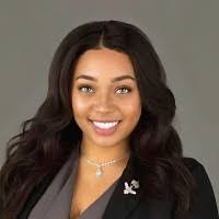 Alexis Harris's Instagram, Twitter & Facebook