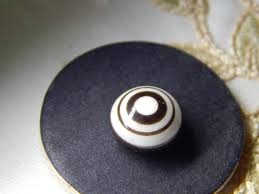 China Gaiter Button