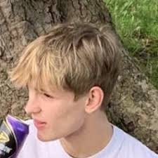 Jake Blackwell (@JakeBla11793434)