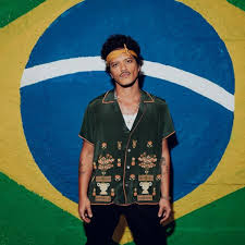 Bruno Mars está lançando a mesma música há 15 anos? Cantor aposta forte na nostalgia