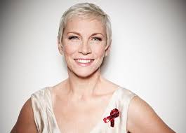 Felicitamos a la mítica cantante Annie Lennox, cumple 68 años
